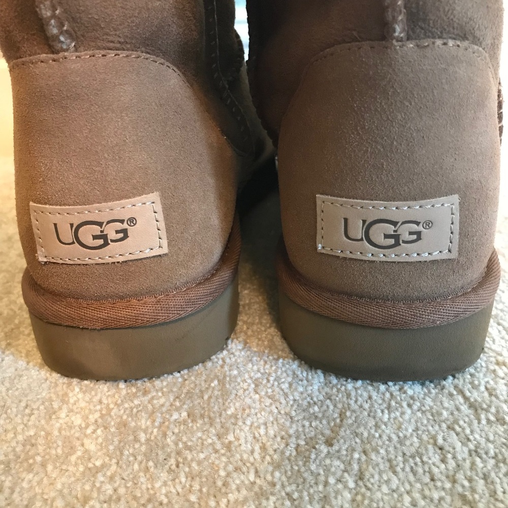 Classic Tall Ugg Boot - Picture 5 of 6